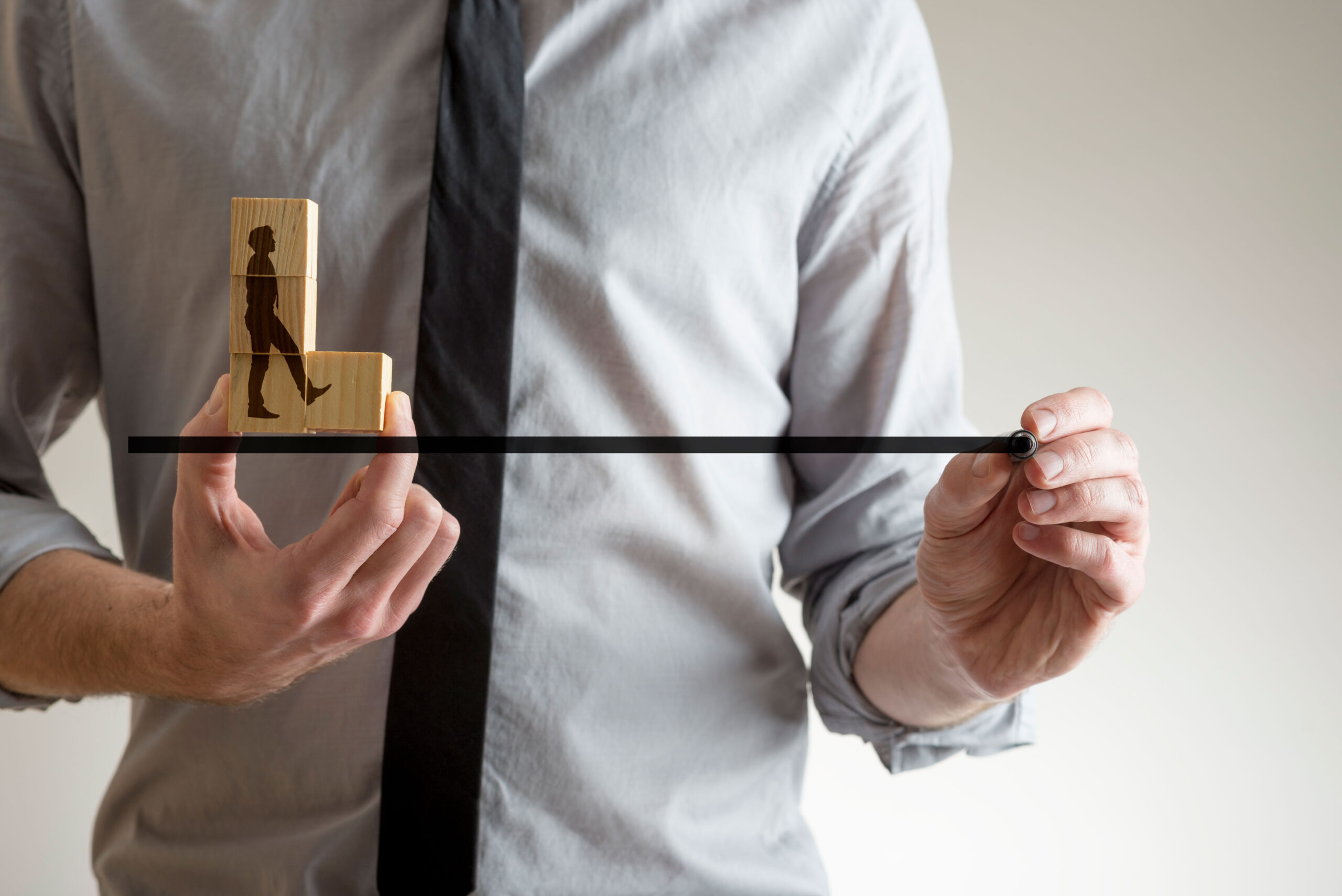 CRM y ERP para automatización y gestión empresarial inteligente - The Cloud Group